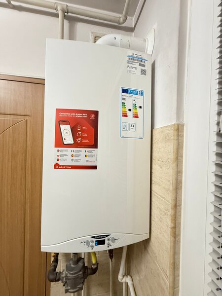 Drumul Taberei, metrou V. Ialomitei, dec., et. 1/4, cu centrala, mobilat,