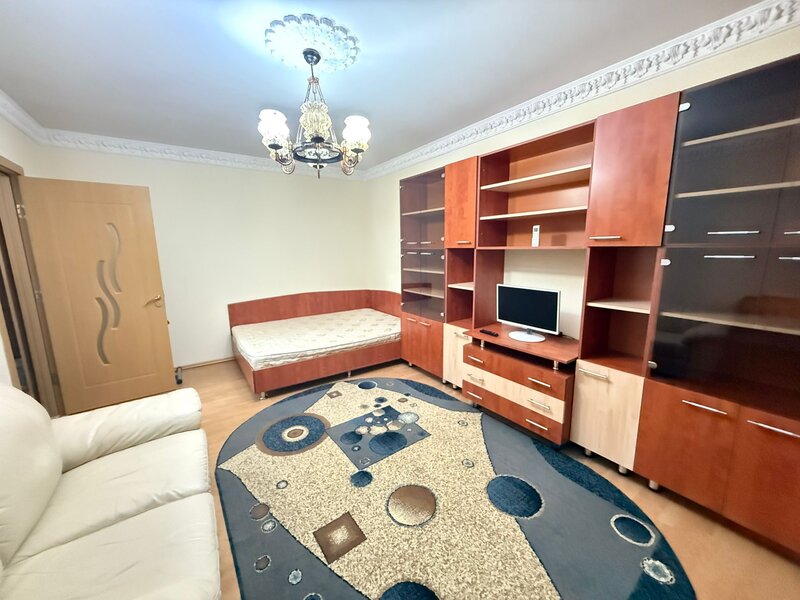 Drumul Taberei, metrou V. Ialomitei, dec., et. 1/4, cu centrala, mobilat,