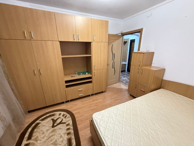 Drumul Taberei, metrou V. Ialomitei, dec., et. 1/4, cu centrala, mobilat,